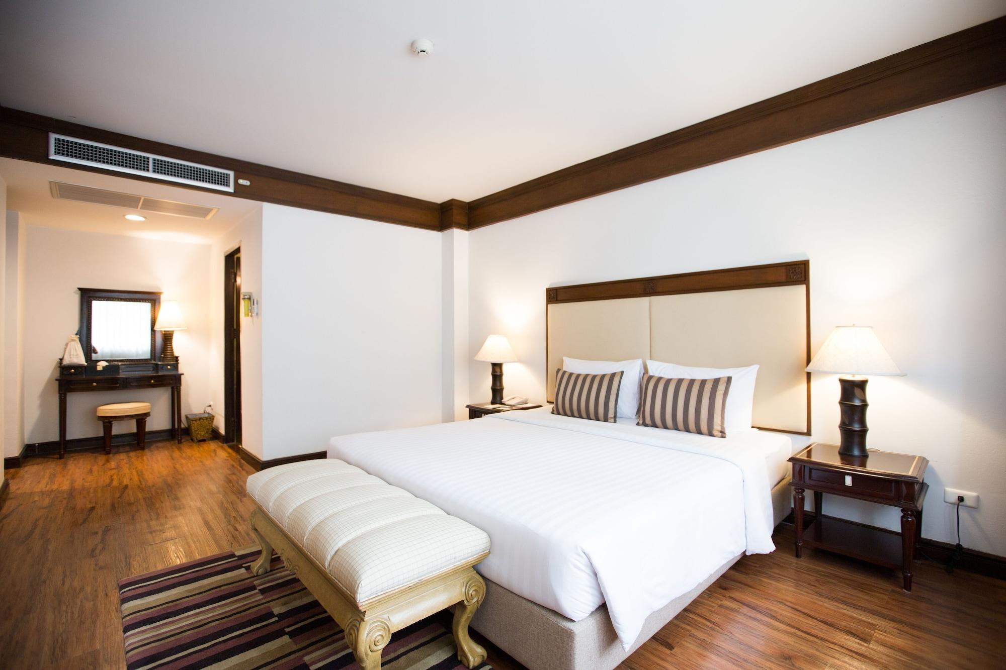 Eurasia Chiang Mai Hotel Экстерьер фото