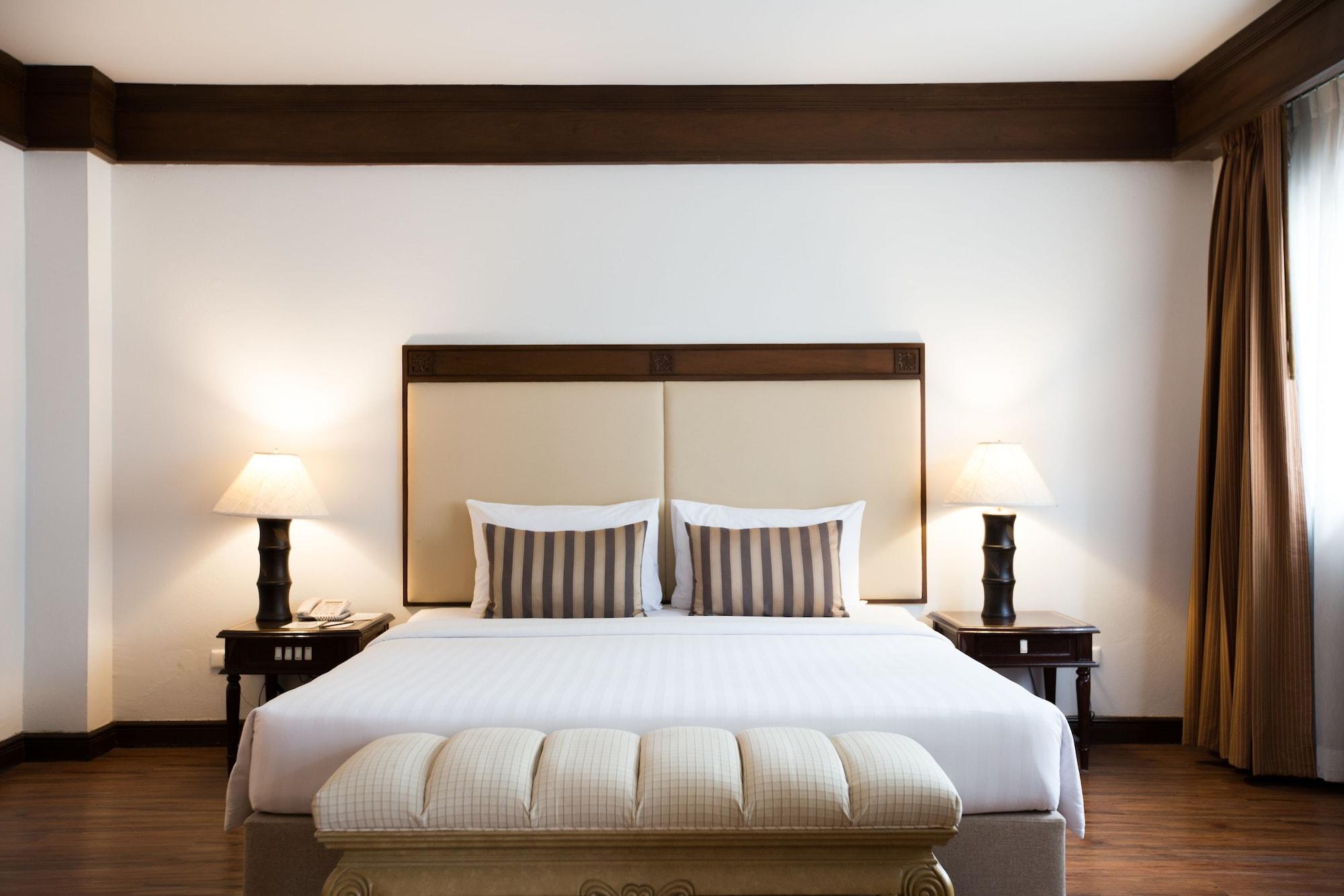 Eurasia Chiang Mai Hotel Экстерьер фото