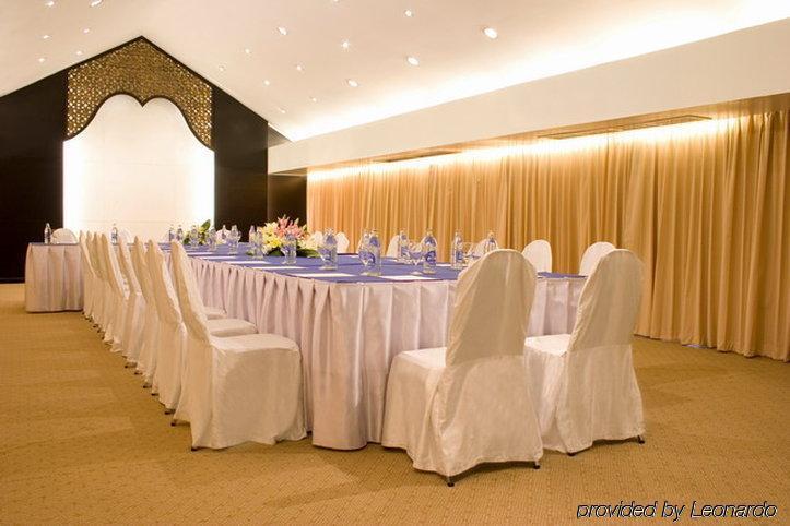 Eurasia Chiang Mai Hotel Удобства фото