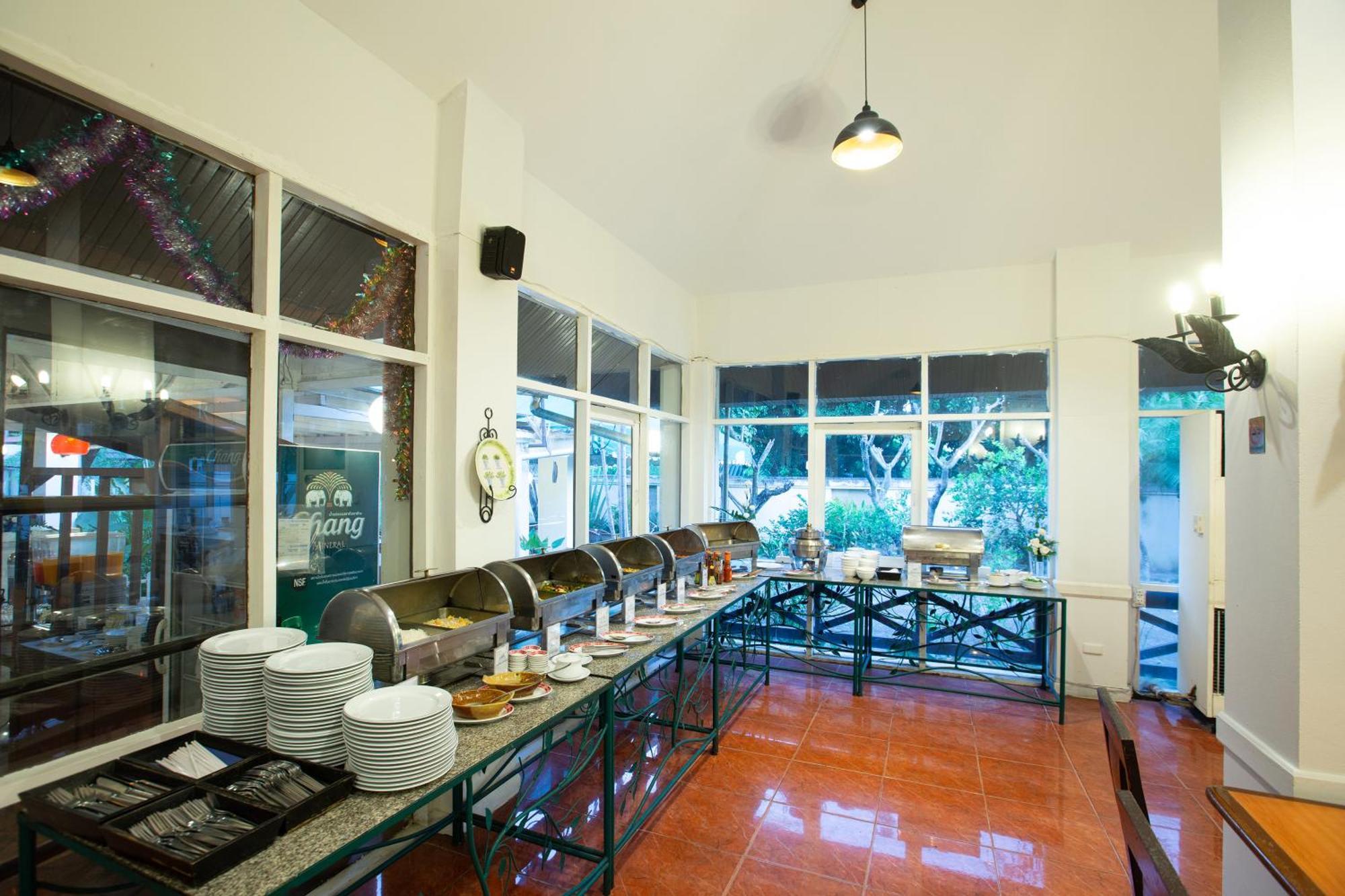 Eurasia Chiang Mai Hotel Экстерьер фото