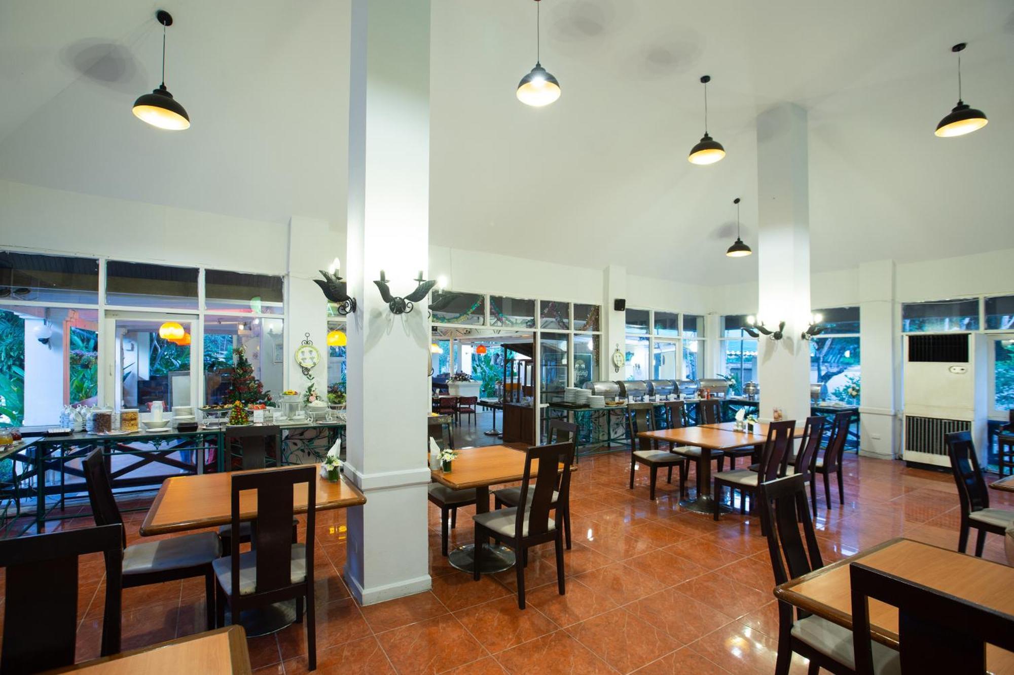 Eurasia Chiang Mai Hotel Экстерьер фото