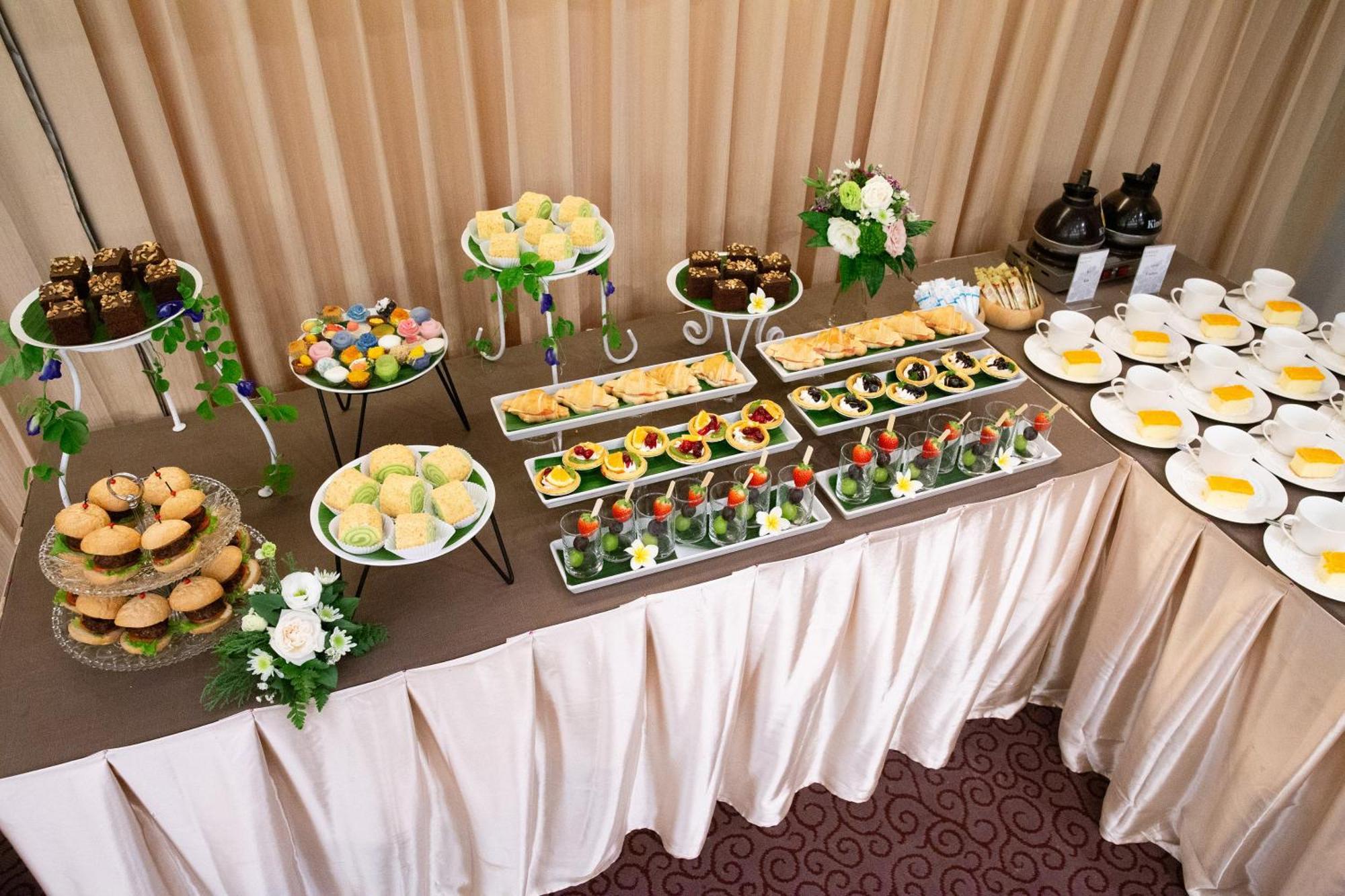 Eurasia Chiang Mai Hotel Экстерьер фото
