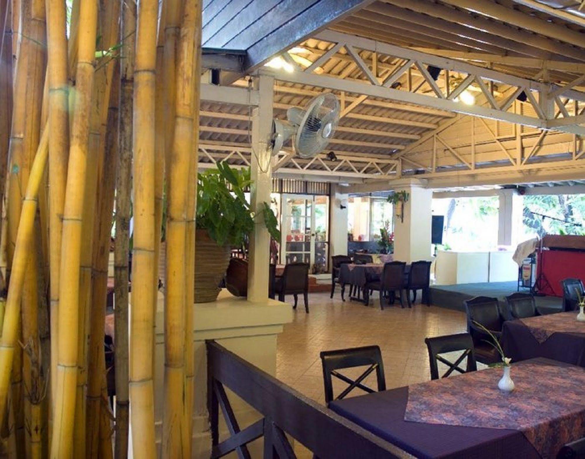 Eurasia Chiang Mai Hotel Экстерьер фото